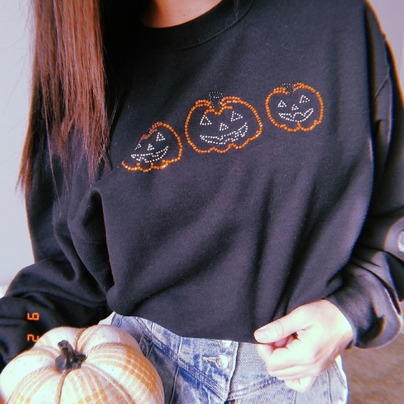 pumpkin crew neck